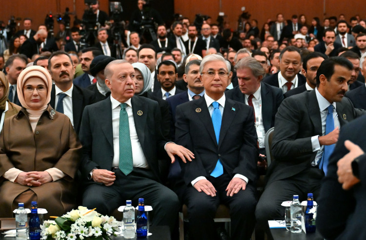 Глава государства принял участие в церемонии открытия Анталийского дипломатического форума