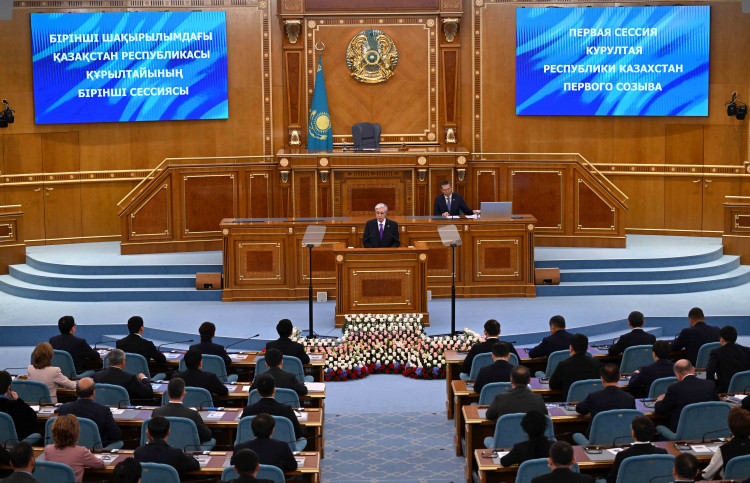 Президент Қасым-Жомарт Тоқаев бірінші шақырылымдағы Құрылтайдың бірінші сессиясының ашылуында сөз сөйледі