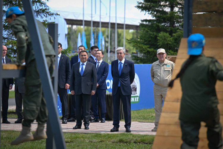 Президент посетил Военный колледж имени  Шокана Уалиханова