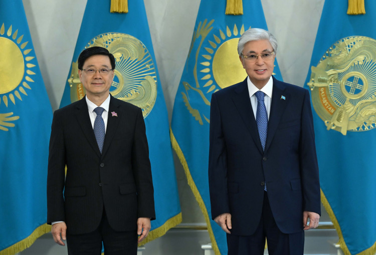 Президент Гонконг Арнаулы әкімшілік ауданы Әкімшілігінің Басшысы Джон Лимен кездесу өткізді