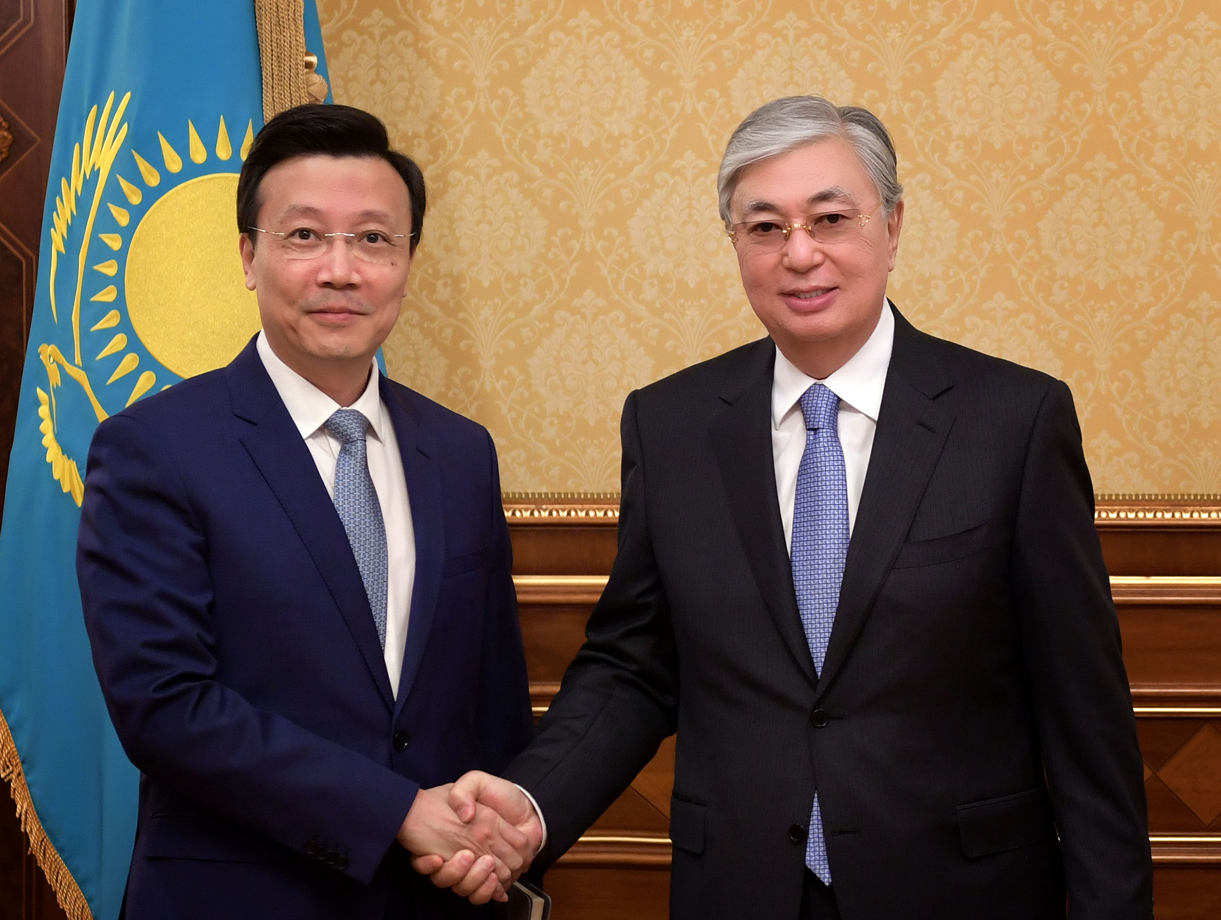 Глава государства принял Посла КНР Чжан Сяо — Официальный сайт Президента  Республики Казахстан