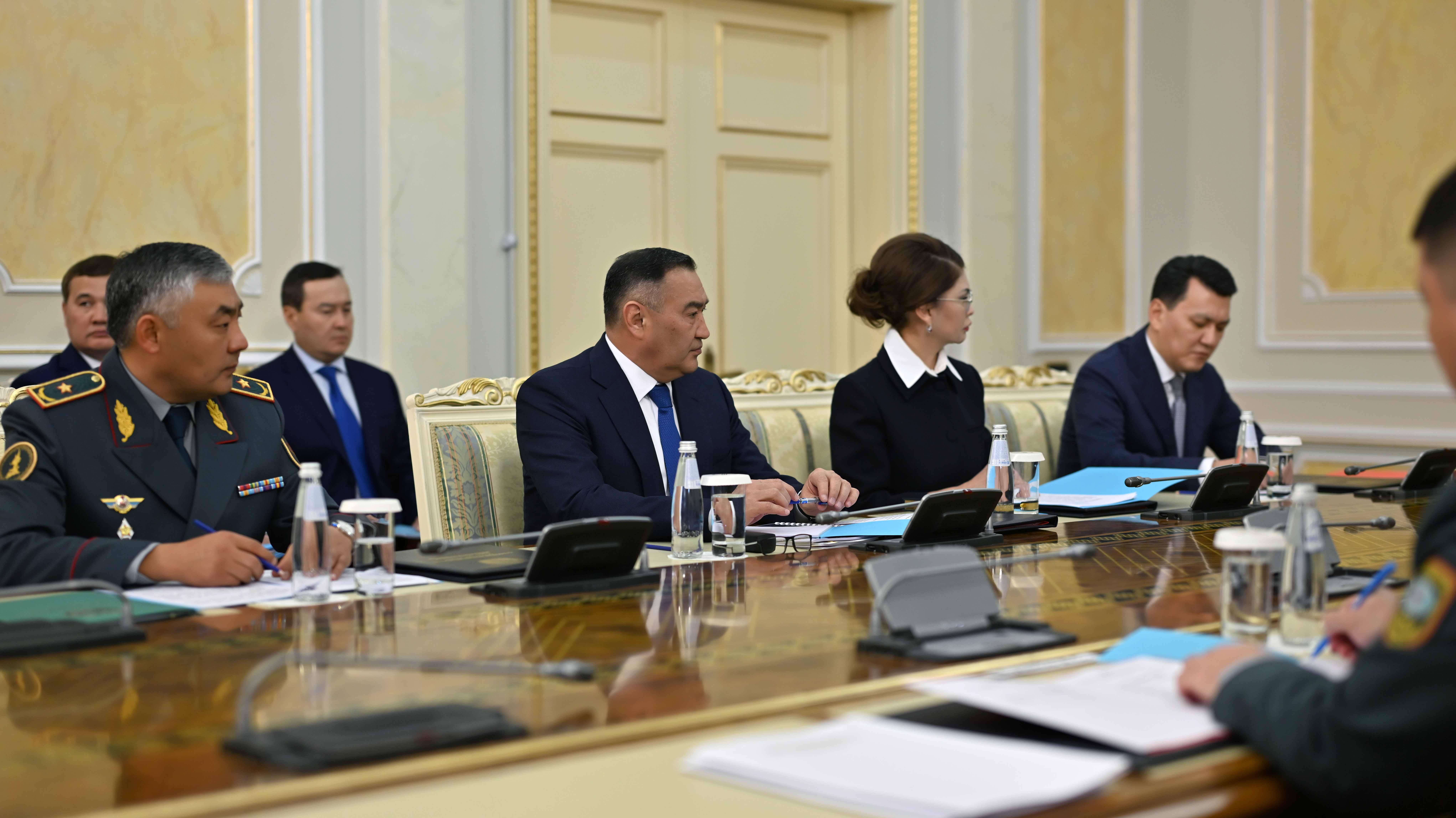 Президент әскери реформа мәселелері бойынша Қауіпсіздік Кеңесінің отырысын өткізді