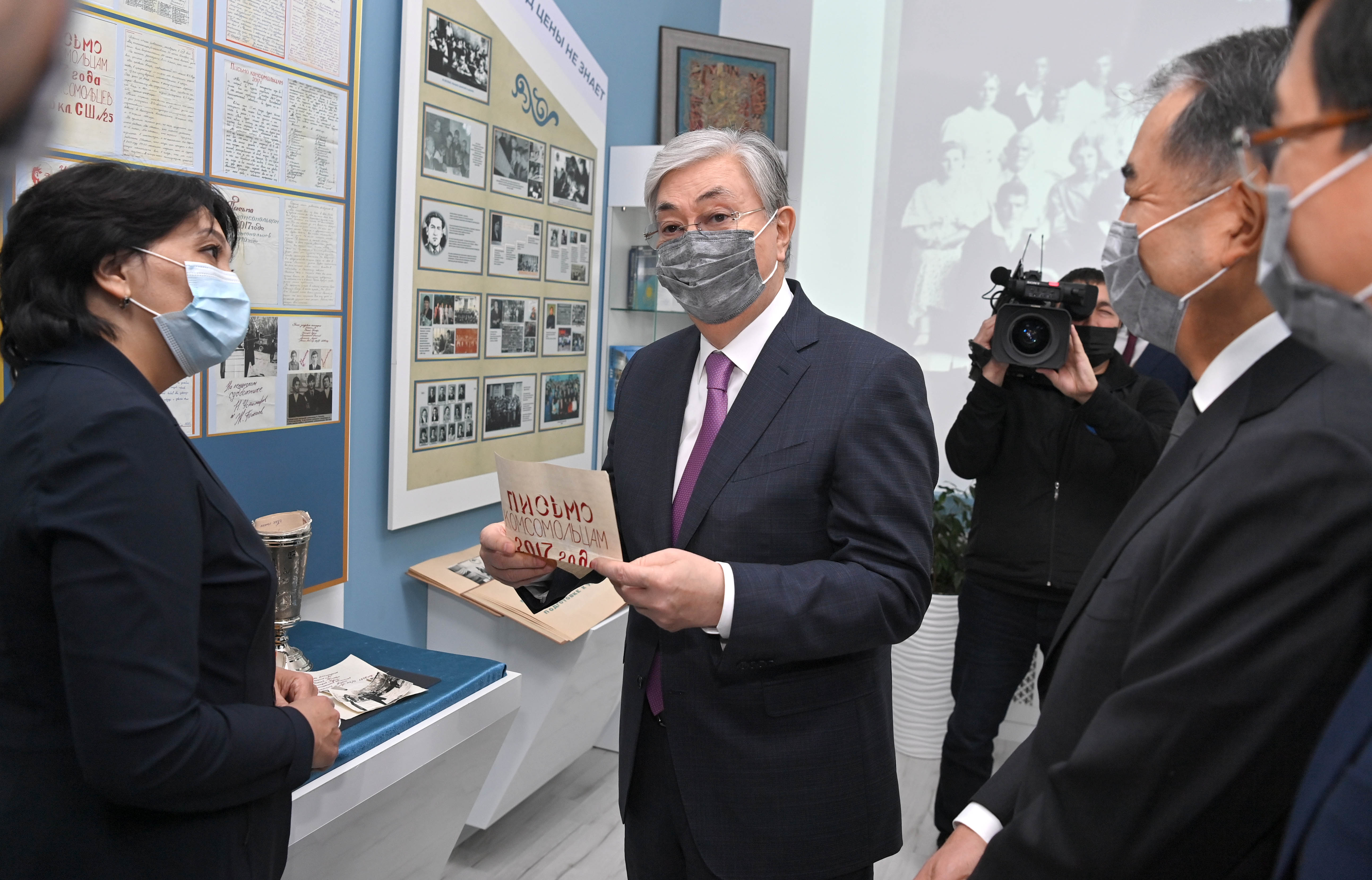 Президент Алматыда кезінде өзі оқыған мектеп-гимназиясына барды